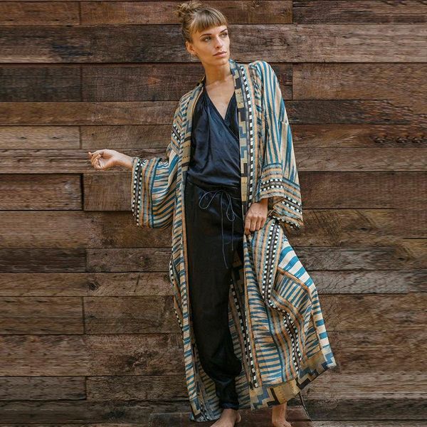 

fashion green geometric cardigan loose large size beach sun protection jacket bikini blouse female swimsuit outside women's jackets, Black;brown