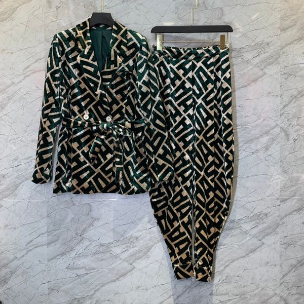 

flower velvet suit autumn and winter new style, White