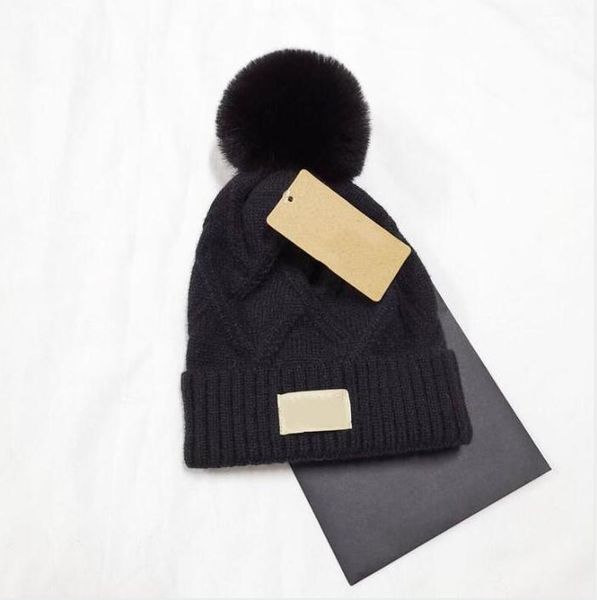 

luxury knitted hat designer beanie cap mens fitted hats cashmere letters casual skull caps outdoor fashion 23, Blue;gray