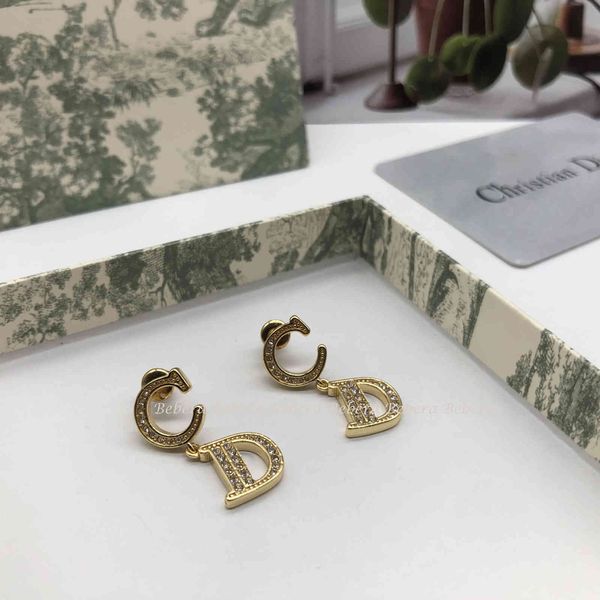 

special offer 75% off outlet online family's 21-year-old letter full earrings, Golden
