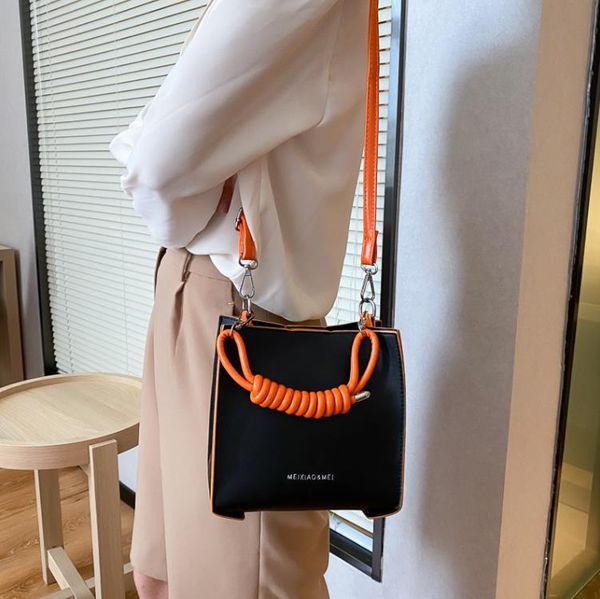 

women's bag trendy fashion simple shoulder all-match messenger bags