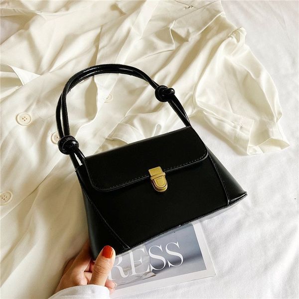 

small texture 2021 fashion women's single shoulder underarm bag