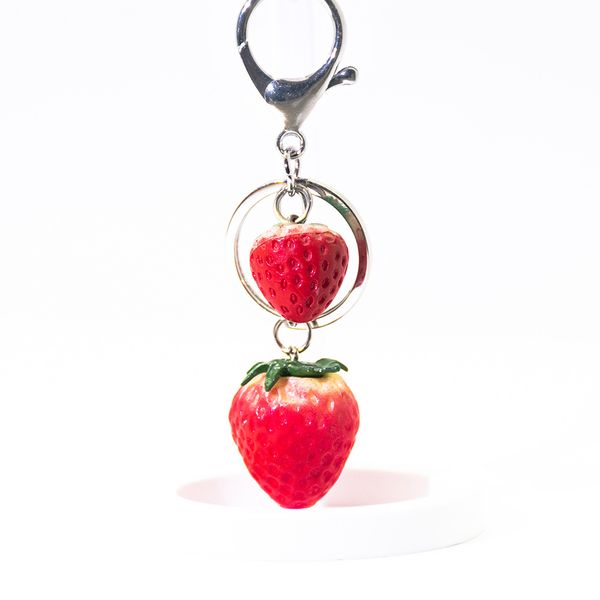 

simulated strawberry keychain car key holder for women girl jewelry cute fruit keyrings friendly jewelry, Slivery;golden