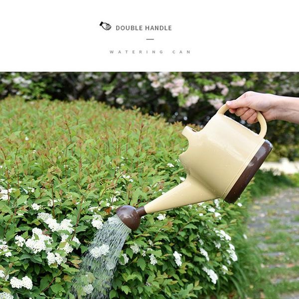 

watering equipments garden pot comfortable handle spray kettle explosion-proof and fall resistant household flower