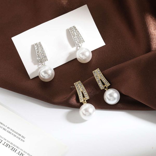 

korean style pearl geometric advanced sense atmosphere net red versatile exquisite elegant simple new earrings for women, Black