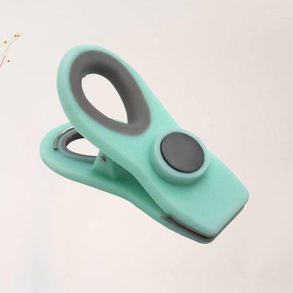 

bag clips kitchen fridge magnetic snack clip moisture-proof sealing clamp (green)