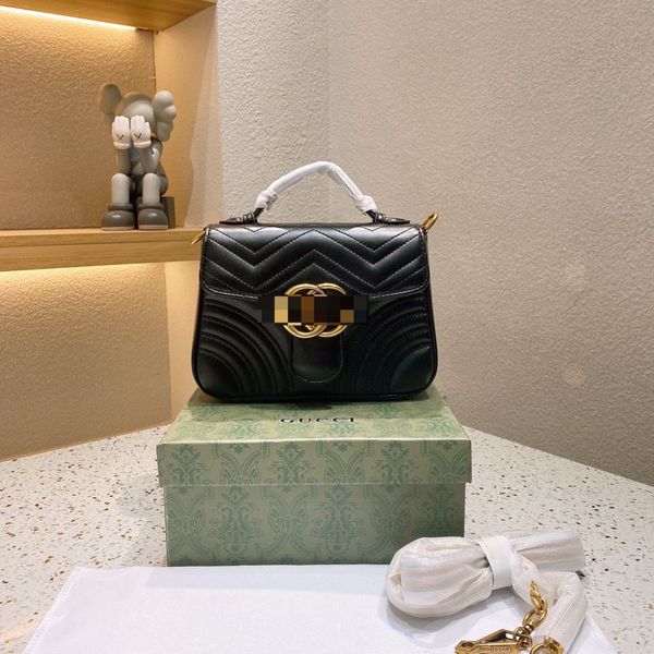 

new style, popular handbag, chain single shoulder messenger bag, the same style of net star designers bags ysj