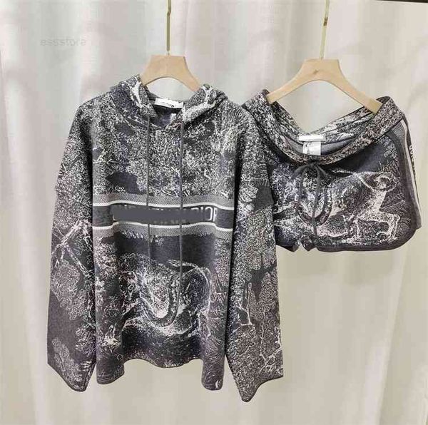 

pants trousers d family hooded suit women's 21 summer and autumn products ruyi jungle animal pattern cashmere knitted long sleeve bai w, Black;white