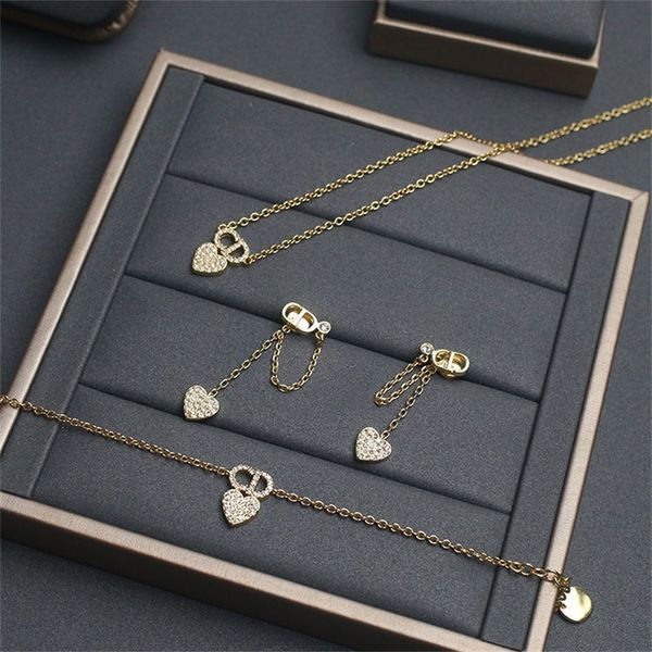 

alphabet new neckchain necklace female suit love bracelet red, Silver