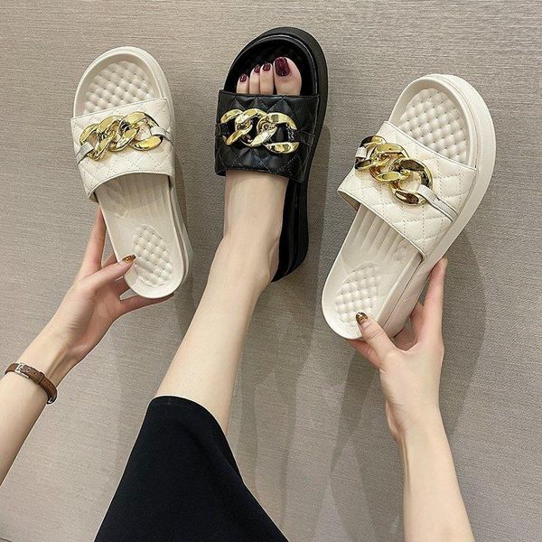 

rubber slippers flat shoes female luxury slides platform rivet slipers women designer 2021 fabric fashion pu metal decoration, Black