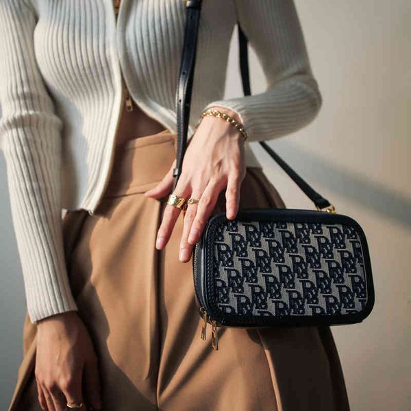 

handbags bags oem leather women's niche design mobile phone fashion messenger single shoulder, Black;red