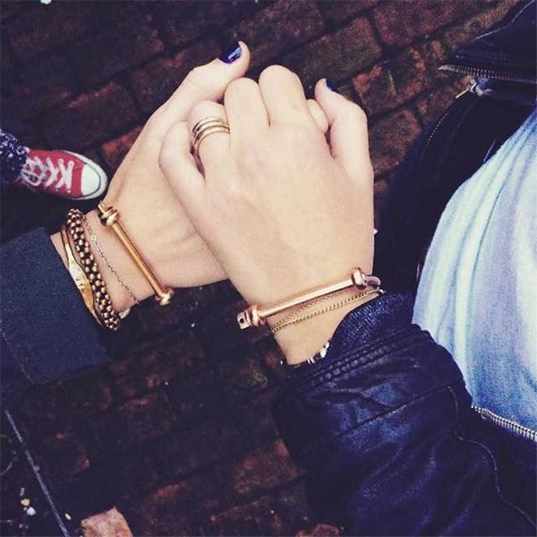 

mcllroy bangles/love/couple/men/women/gold/stainless steel/cuff bangle trendy charms bracelets bangles couple jewelry party gift q0717, Black