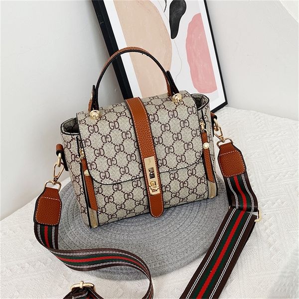 

designer sale fashion and texture small bag women's autumn winter new fashion portable square printed single shoulder messenger