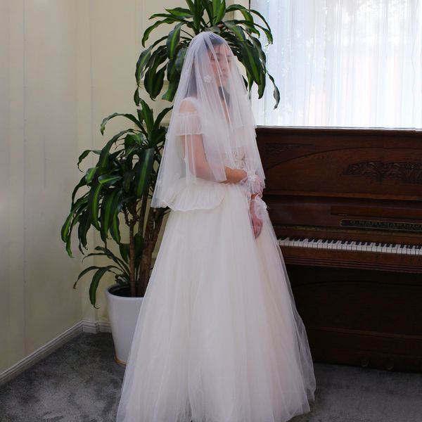 

v692 graceful elbow length marriage bridal veil plain tulle handmade hollow pearl beaded lace applique white wedding bride headdress, Black