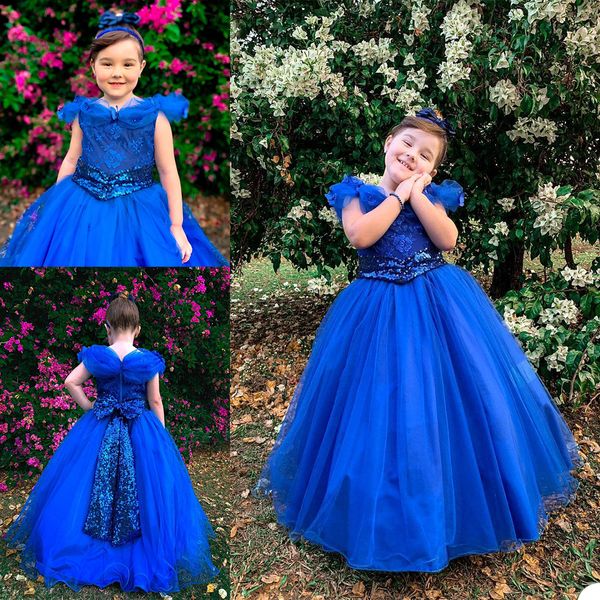 2021 Abiti per bambini Una linea Abiti da ragazza di fiori per abiti da festa di nozze Senza maniche Pizzo Tulle Lunghezza alla caviglia Tiered Bow Perline Paillettes Appliques Abito da prima comunione