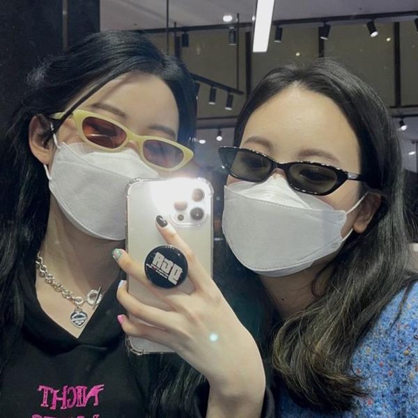 

sunglasses vintage cat eye style women's small frame rectangle sun glasses candy color internet celebrity recommend, White;black
