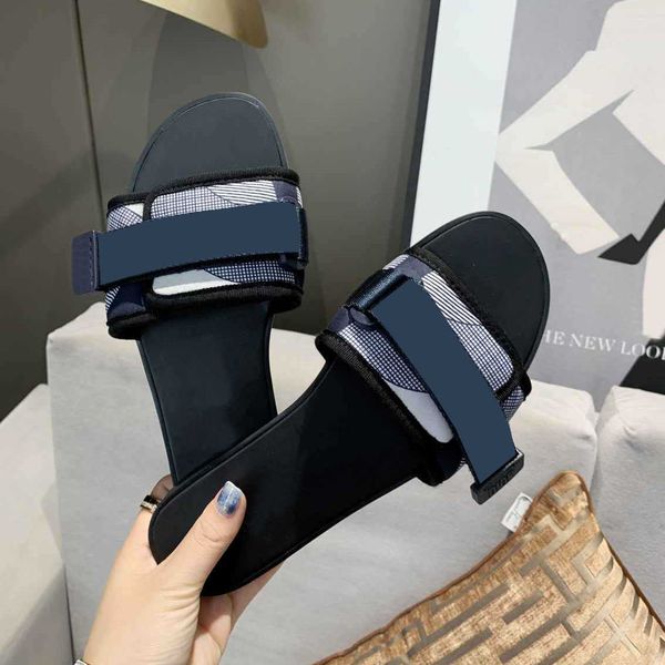 

brand flat sandals women slippers summer beach slipper lady cartoon big head sandal leather fashion woman shoes zlh, Black