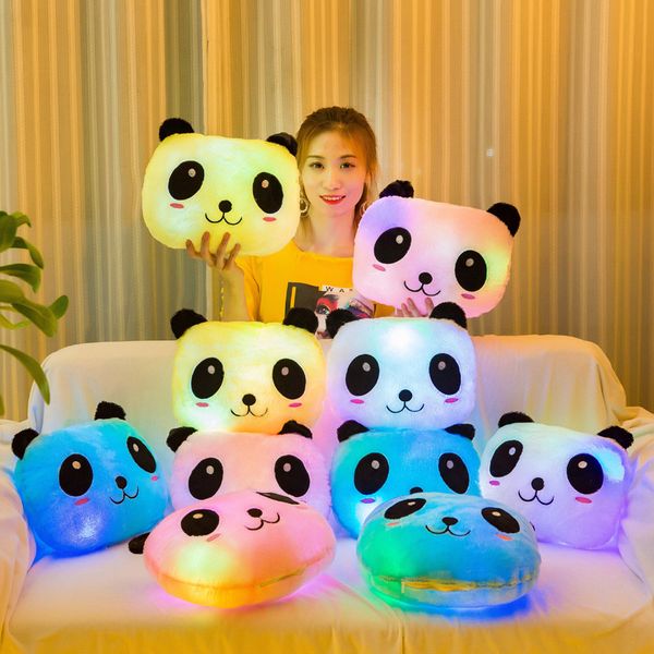 cuscino panda luminoso peluche panda gigante bambola luci a LED incorporate cuscini decorazione divano regalo di San Valentino giocattoli per bambini camera da letto 5578 Q2