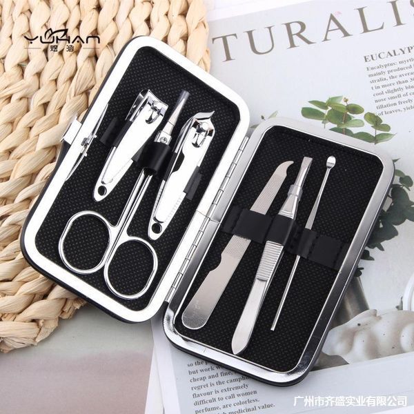 

6-piece tool set clipper, nail file, manicure products y0249