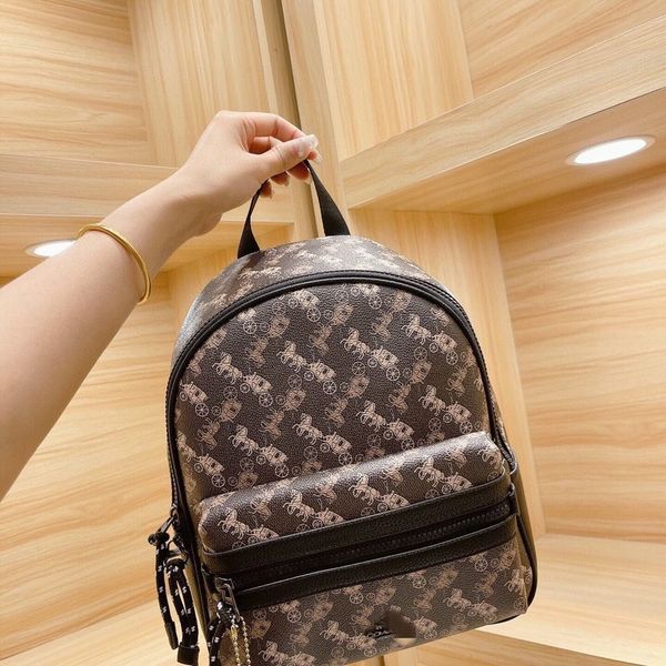 

2021 product horse drawn cart cowhide backpack computer bag for work luxuryss designerss yw