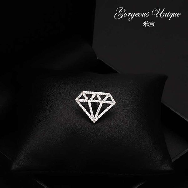 

mibo men's simple cubic zirconia exquisite brooch, collar, suit, versatile brooch accessories, Gray