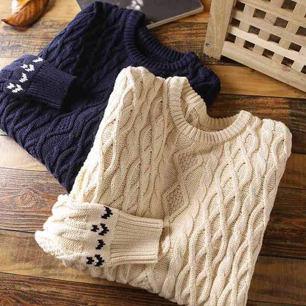 

men's fashion sweaters contrast casual in autumn and winter, White;black