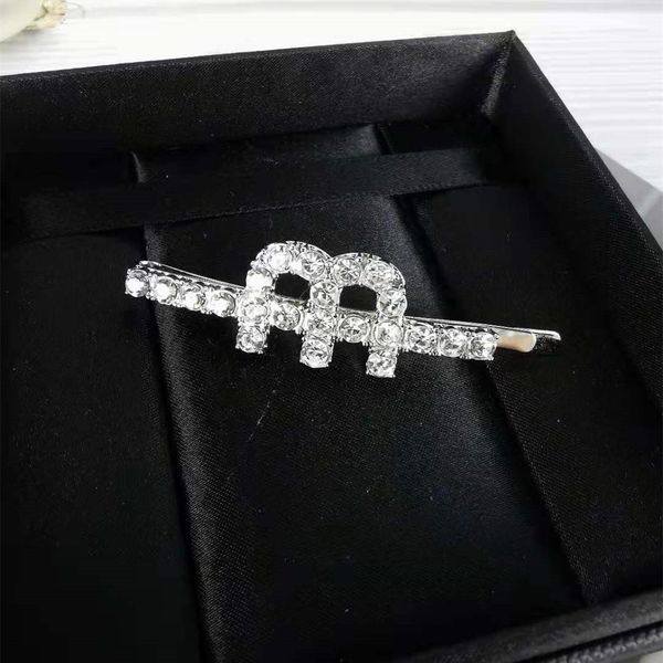 

special offer 70% off miao family's new imitation crystal full diamond one character clip, Golden;silver