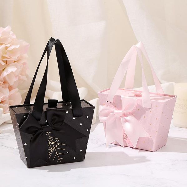 

gift boxs bronzing protable paper box leather portable rope chocolate candy packaging birthday party year decoration wrap