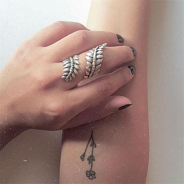 

cluster rings timlee r029 originality retro geometry round leaf alloy opening finger rings,personality jewelry wholesale, Golden;silver