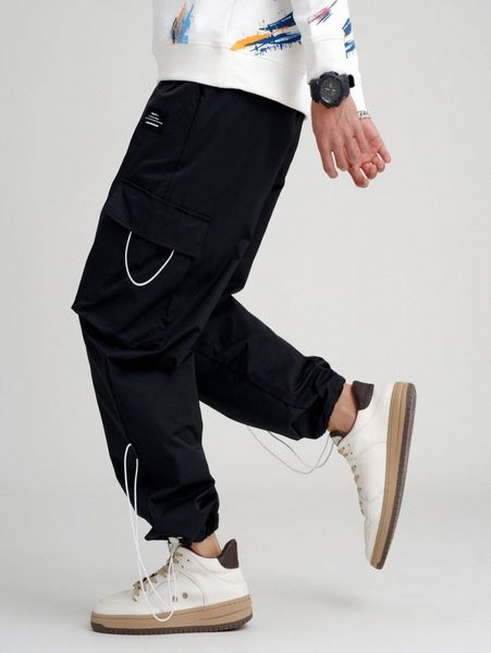 

men letter patched detail utility pocket drawstring hem pants 776h#, Black