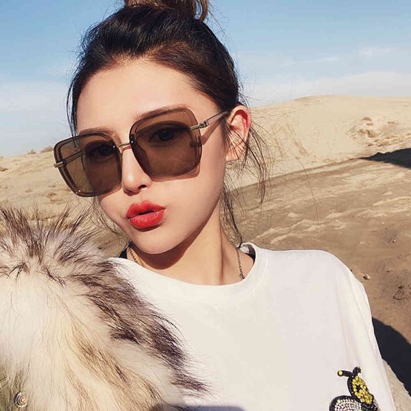 

glasses large frame sunglasses big face shows thin versatile uv resistant, White;black