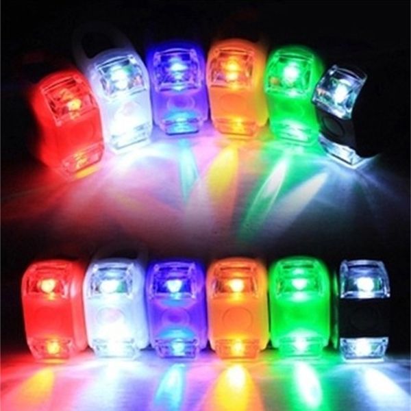 

the sixth generation frog 2 led ag10 yuanbao double head silicone bicycle lamp