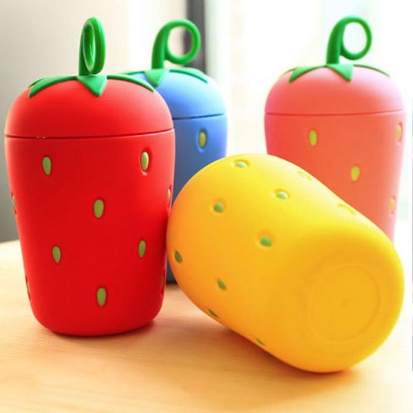 

water bottles creative strawberry cup portable heat-resistant stainless steel vacuum flask for home camping traveling lad3