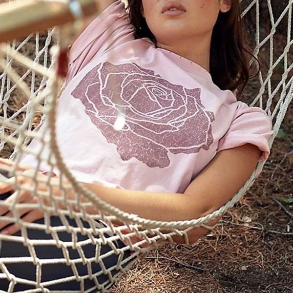 

inspired cuffed sleeves oversized t shirt for women pink rose graphic t shirts women new vintage rose distressed 210412, White