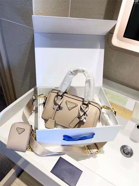 

fashion women shoulder bags unique triangle logo genuine leather chest pack lady tote handbags presbyopic purse messenger bag