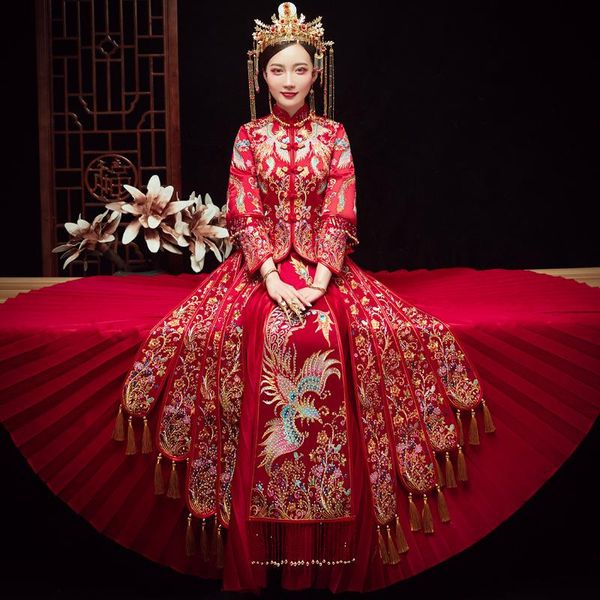 

wine red chinese bride wedding dress exquisite phoenix embroidery cheongsam elegant marriage qipao suit evening gowns ethnic clothing