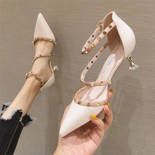 

luxury dress shoes 850-2 pointed rivet high heels 2021 summer one line buckle sandal's hollow single sho, Black