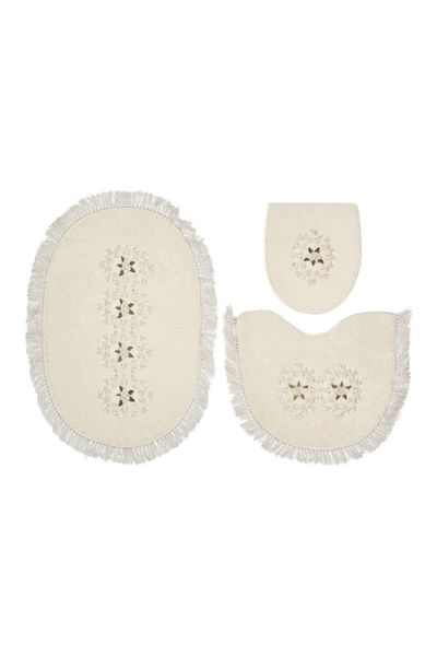 

queen oval embroidered 3 piece set cream queenon bath mats