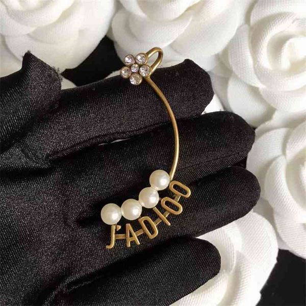 

70% off outlet online / 2021 new net red same flower pearl ear clip personalized and korean earrings, Black