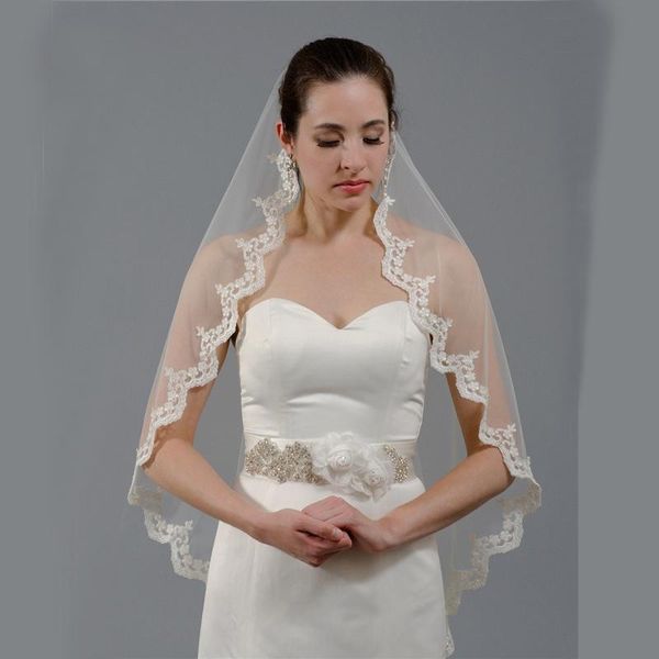 

bridal veils 2021 short tulle wedding lace edge fingertip length white ivory veil bride for mariage accessories, Black