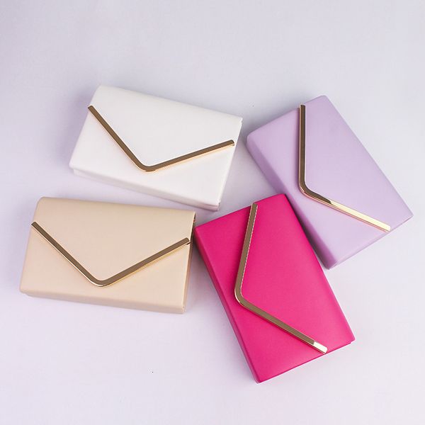 

dinner hand triangle hardware decoration shoulder simple fashion messenger bag