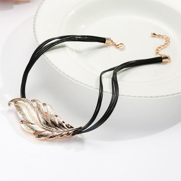 

pendant necklaces vintage gold feather necklace multi black rope chains ethnic for women party gift collier femme fashion jewelry, Silver