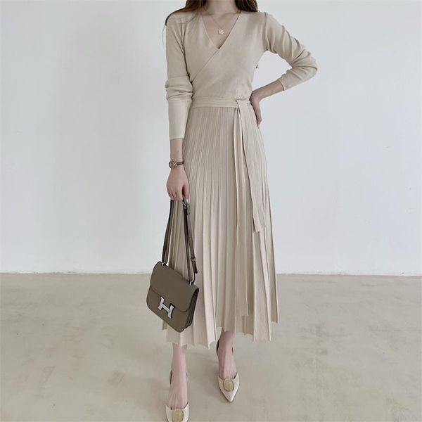 

casual dresses one-piece women winter french elegant fashion lace-up knitted dress korean retro pleated sweater female vestidos, Black;gray