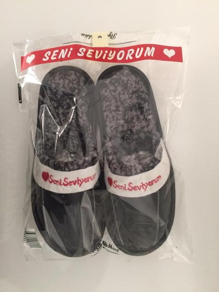 

fans slippers color black white i love you gift pack