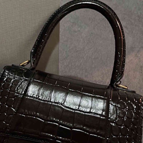 

2022 new fashion retro crocodile pattern 100% genuine leather women bag shoulder messenger handbag