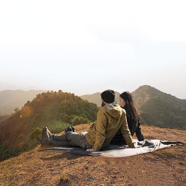 

outdoor pads waterproof picnic mat pad camping foldable sleeping mattress aluminum foil eva sports moisture proof