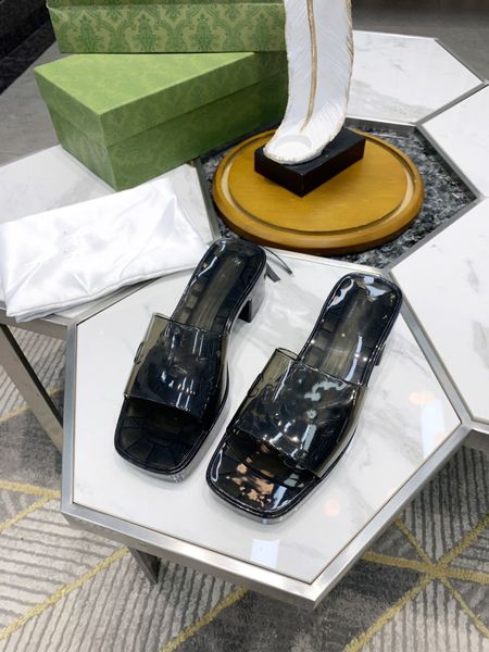 

2022 fashion designer slippers men women slides with box luxury shoes summer flat slipper trendy leather rubber sandal mens beach slide 1126, Black