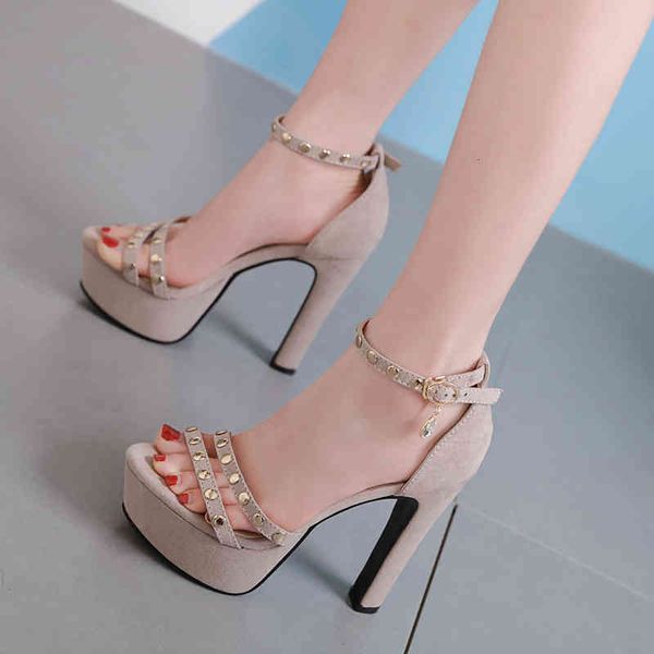 

fashion rivets ankle strappy platform thick high heels designer pumps women shoes 13cm size 34 to 39, Black