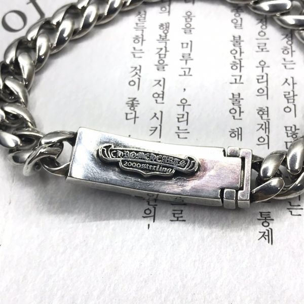 

classic crosin ch /croquet hip hop personality chain and women's letter bracelet