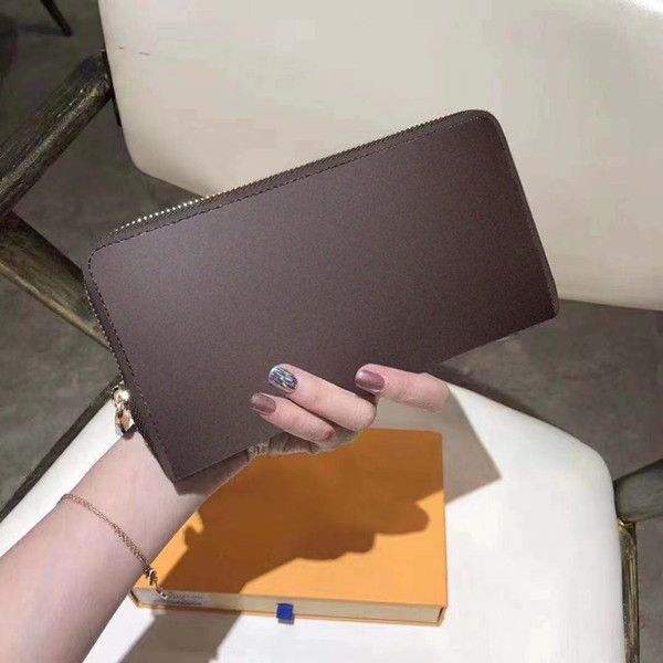 

2021 fashion wallet brand design printed zipper clutch bag ladies simple and generous two-color optional card holder, Red;black